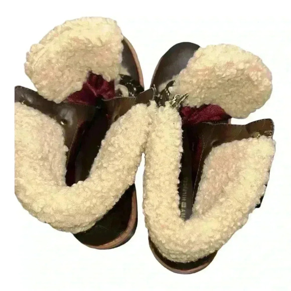 Tommy Hilfiger Ron2 Women Hiking/Winter Boots color brown | size 6M | pre-loved - Picture 7 of 7